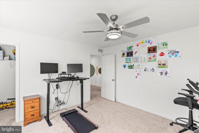 110 BERKSHIRE DR, Carlisle, PA 17015