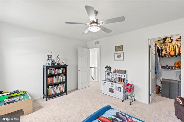 110 BERKSHIRE DR, Carlisle, PA 17015