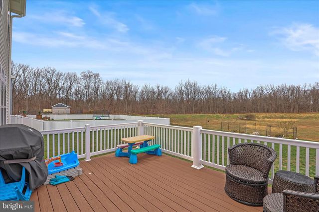 110 BERKSHIRE DR, Carlisle, PA 17015