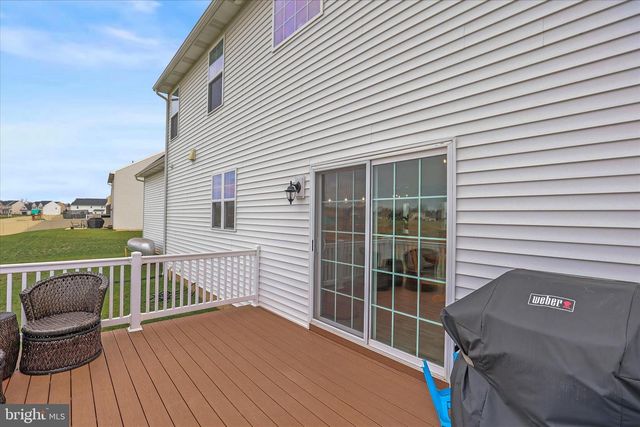 110 BERKSHIRE DR, Carlisle, PA 17015