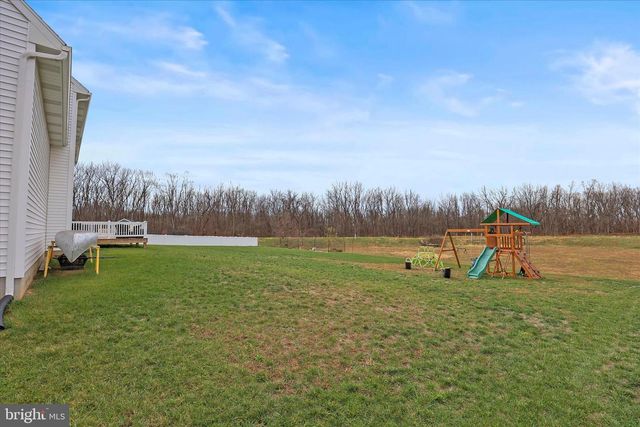 110 BERKSHIRE DR, Carlisle, PA 17015