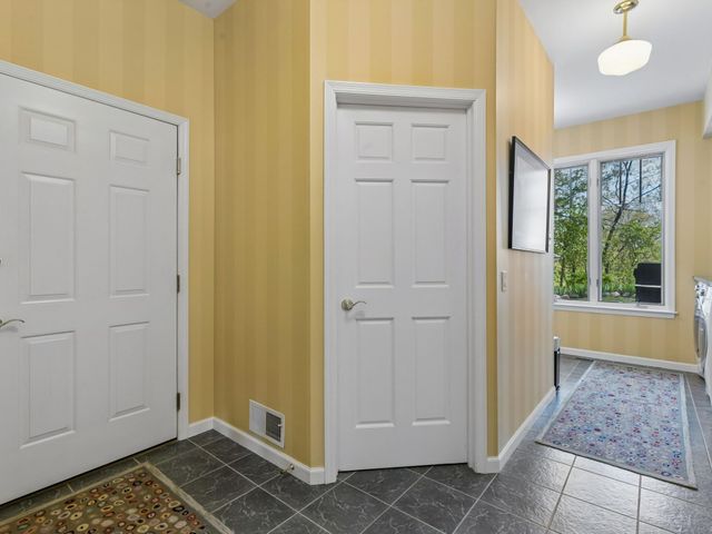 25 Bello Drive, Edina, MN 55439
