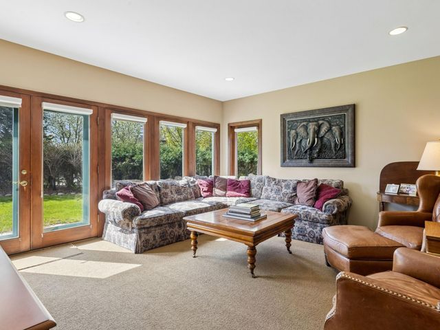 25 Bello Drive, Edina, MN 55439