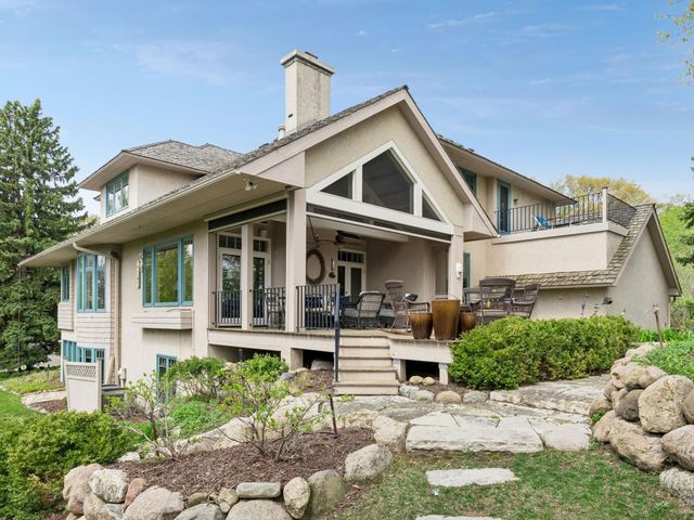 25 Bello Drive, Edina, MN 55439