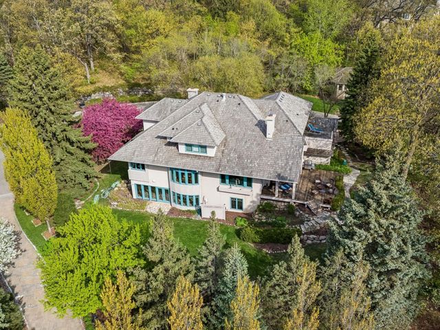 25 Bello Drive, Edina, MN 55439
