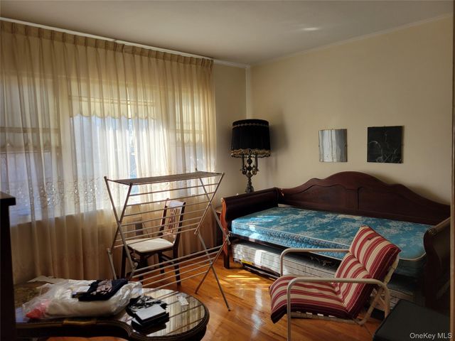 166-14 Cross Island Parkway, Whitestone, NY 11357