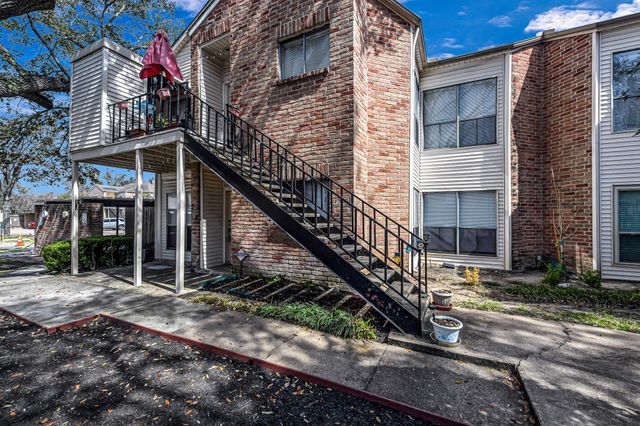 10137 Waterstone Drive 53, Houston, TX 77042