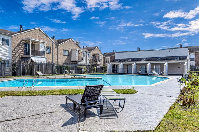 10137 Waterstone Drive 53, Houston, TX 77042