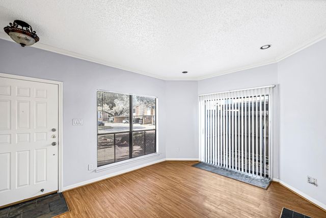 10137 Waterstone Drive 53, Houston, TX 77042