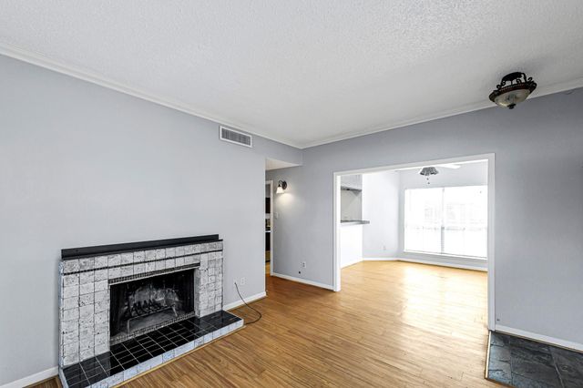 10137 Waterstone Drive 53, Houston, TX 77042