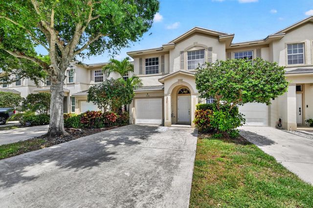 308 SPRUCE Street, Boynton Beach, FL 33426