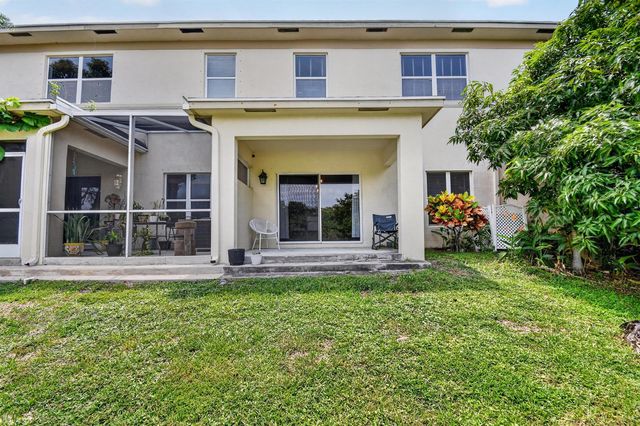 308 SPRUCE Street, Boynton Beach, FL 33426