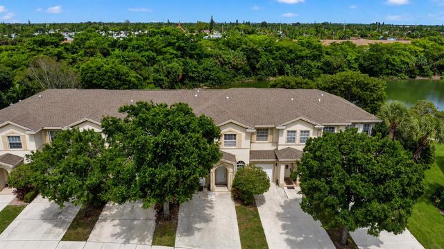 308 SPRUCE Street, Boynton Beach, FL 33426