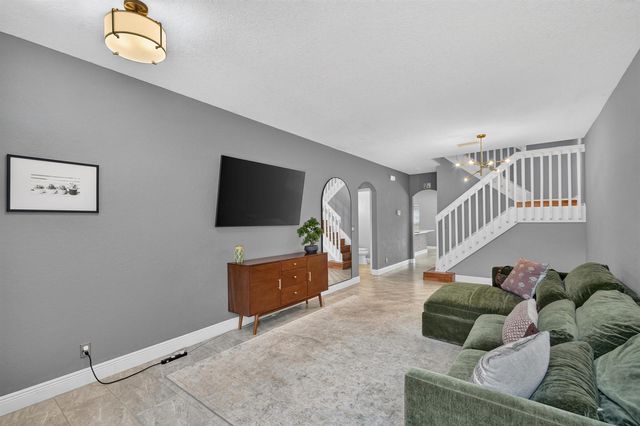 308 SPRUCE Street, Boynton Beach, FL 33426
