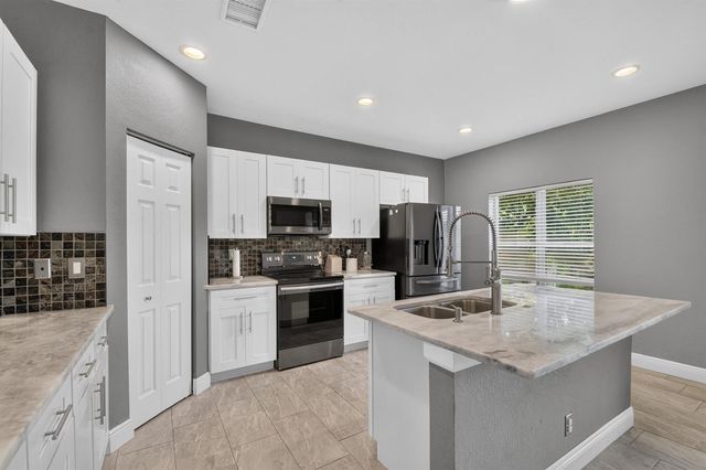 308 SPRUCE Street, Boynton Beach, FL 33426