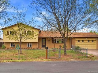 344 Gray Street, Lakewood, CO 80226