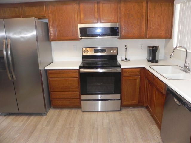 19911 N 146th, Sun City West, AZ 85375