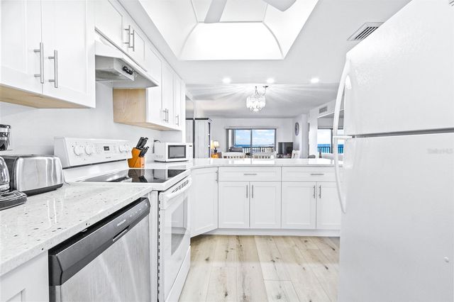 7520 RIDGEWOOD AVENUE 906, Cape Canaveral, FL 32920