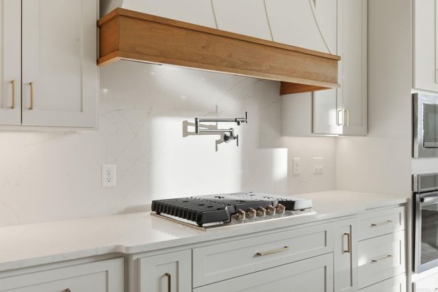 309 Kanis Ridge Drive, Little Rock, AR 72223