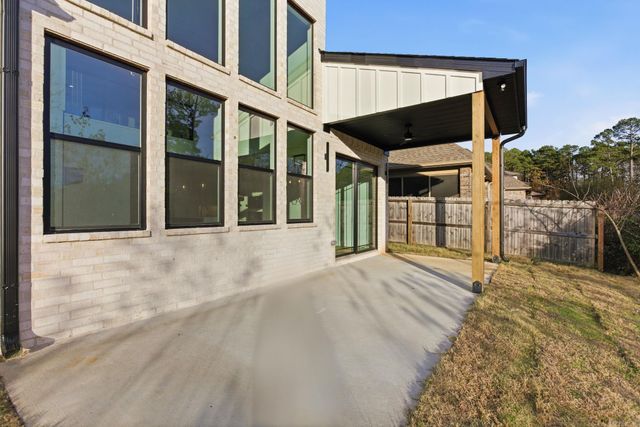 309 Kanis Ridge Drive, Little Rock, AR 72223