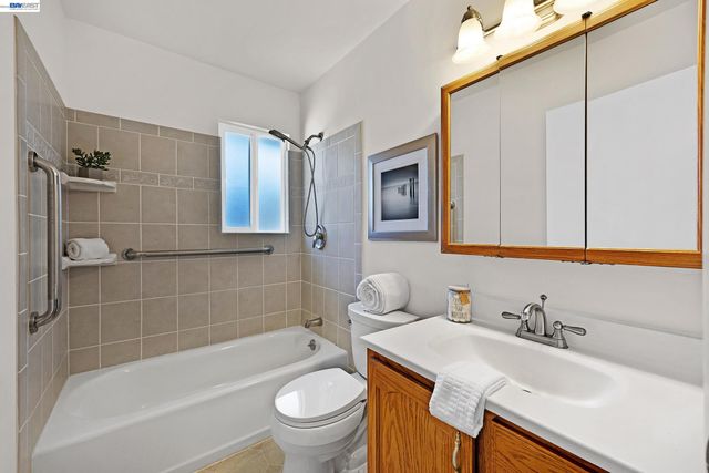 135 Teddy Drive, Union City, CA 94587