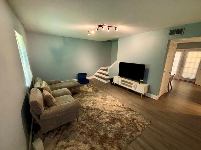 13 Peyton Place SW, Atlanta, GA 30311