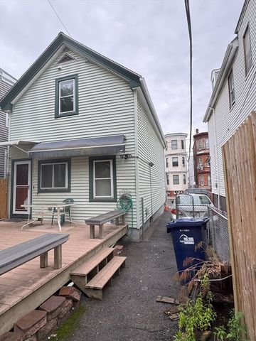 359 Princeton St, Boston, MA 02128