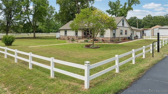 6250 S 97th West Avenue, Sapulpa, OK 74066
