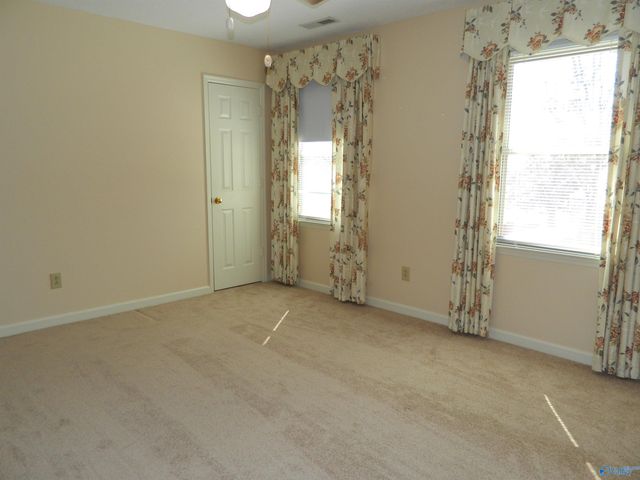 2010 NE Brandy Circle, Huntsville, AL 35811