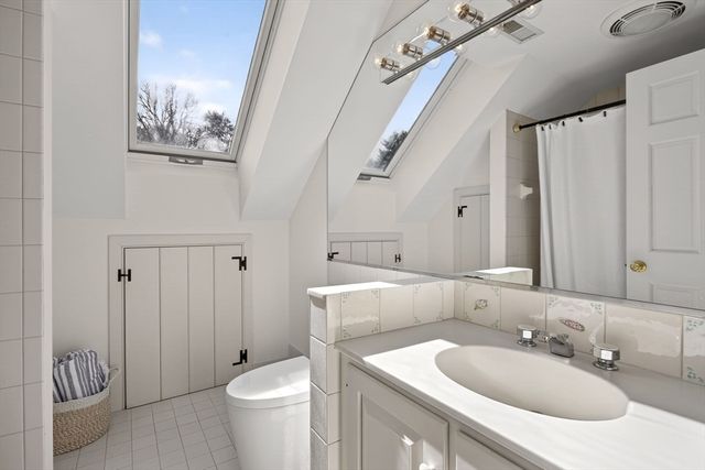 7 Little Cove Lane, Orleans, MA 02653