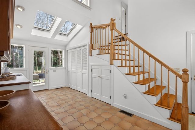 7 Little Cove Lane, Orleans, MA 02653