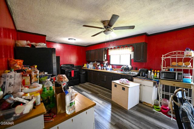 1949 Bluff Mountain Road, Sevierville, TN 37876