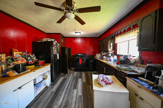 1949 Bluff Mountain Road, Sevierville, TN 37876