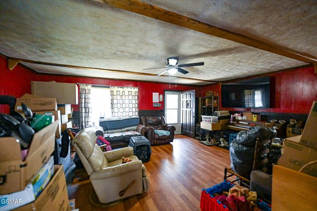 1949 Bluff Mountain Road, Sevierville, TN 37876