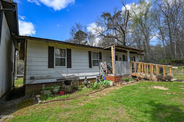 1949 Bluff Mountain Road, Sevierville, TN 37876