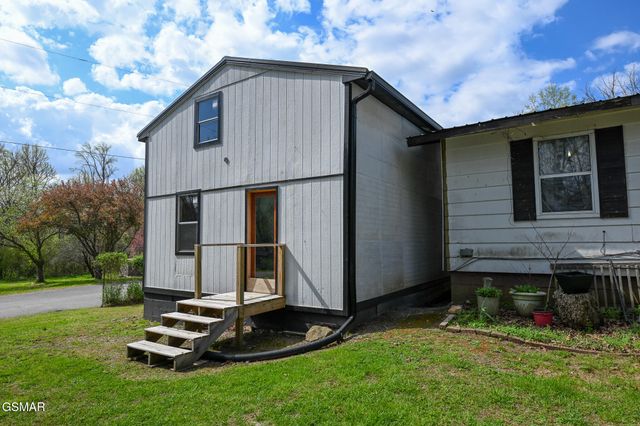 1949 Bluff Mountain Road, Sevierville, TN 37876