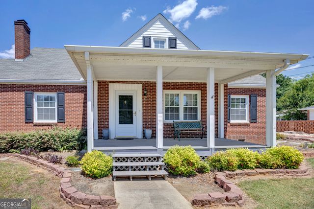 6127 Newton Drive NE, Covington, GA 30014