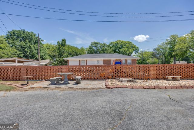 6127 Newton Drive NE, Covington, GA 30014
