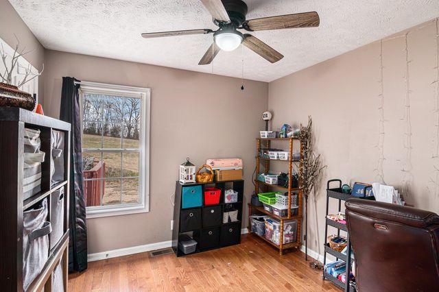 3033 Old Highway 48, Clarksville, TN 37040