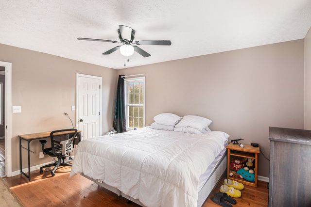 3033 Old Highway 48, Clarksville, TN 37040