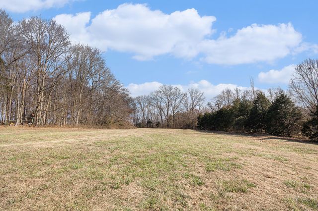 3033 Old Highway 48, Clarksville, TN 37040