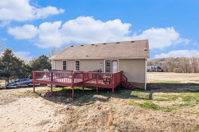 3033 Old Highway 48, Clarksville, TN 37040