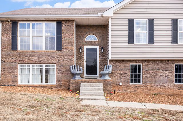 3033 Old Highway 48, Clarksville, TN 37040