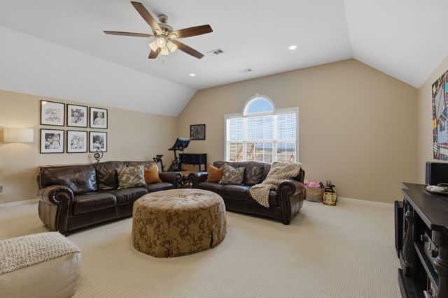 5616 Cedar Rock Dr, Nashville, TN 37211