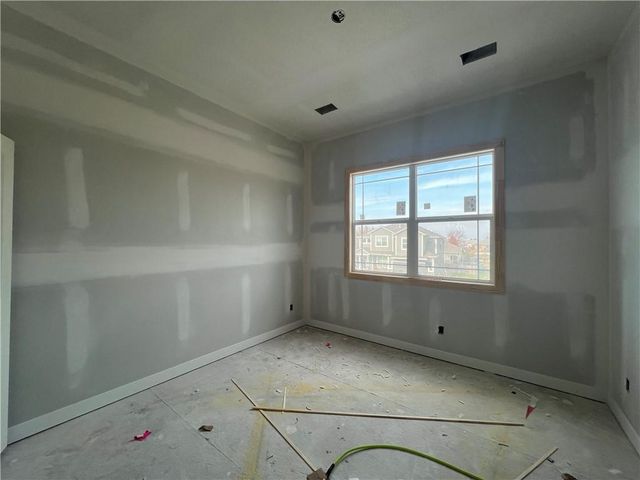 28601 W 161st Terrace, Gardner, KS 66030