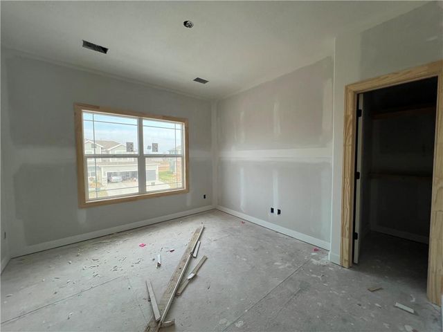 28601 W 161st Terrace, Gardner, KS 66030