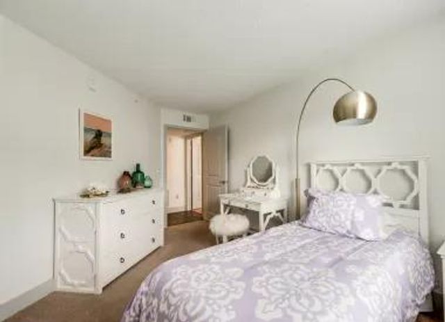 901 Fm 517 RD W 424, Dickinson, TX 77539