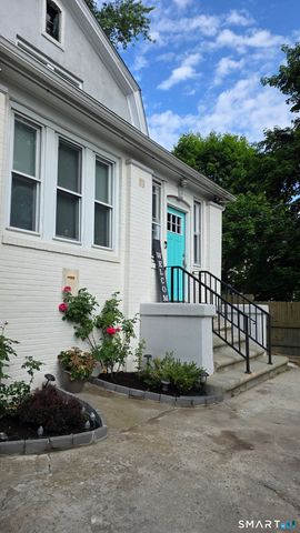 18 Greenmount Terrace, Waterbury, CT 06708