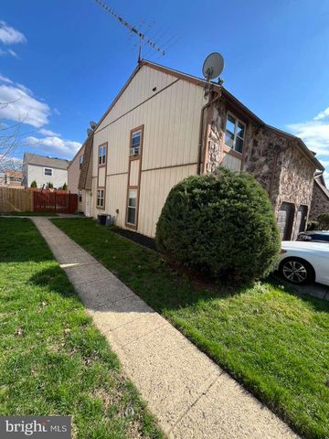 10215 MURTY LN, Philadelphia, PA 19116