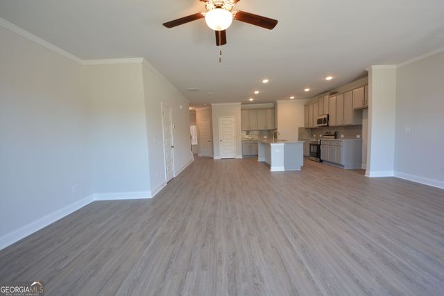 3829 Billabong Trail, Gainesville, GA 30506